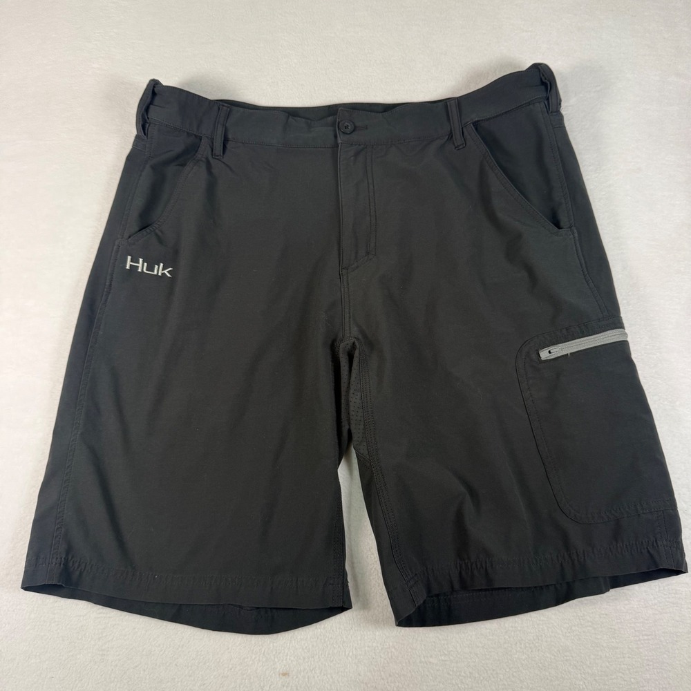 Huk Fishing Shorts Men XL Black Performance Stretch Cargo Utility Gorpcore Sport